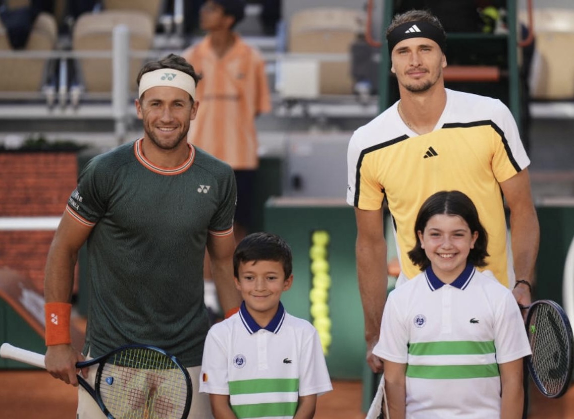 法网险胜蒙特卡洛大师赛,兹维列夫刷新纪录 法网险胜蒙特卡洛大师赛,兹维列夫刷新纪录