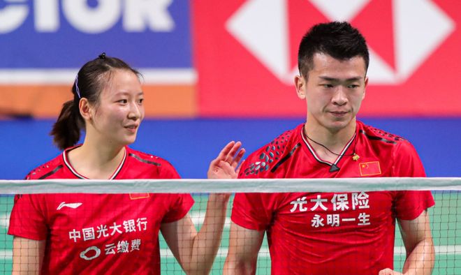 丹麦队险胜德国队，黄鸭组合扛起全队