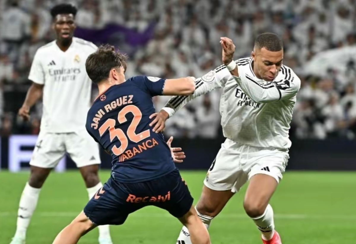 哥伦比亚鏖战法国，姆巴佩惊艳四座