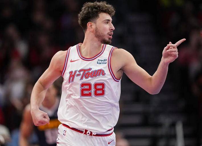 雄鹿B队爆冷墨西哥男篮，特雷杨打破历史纪录