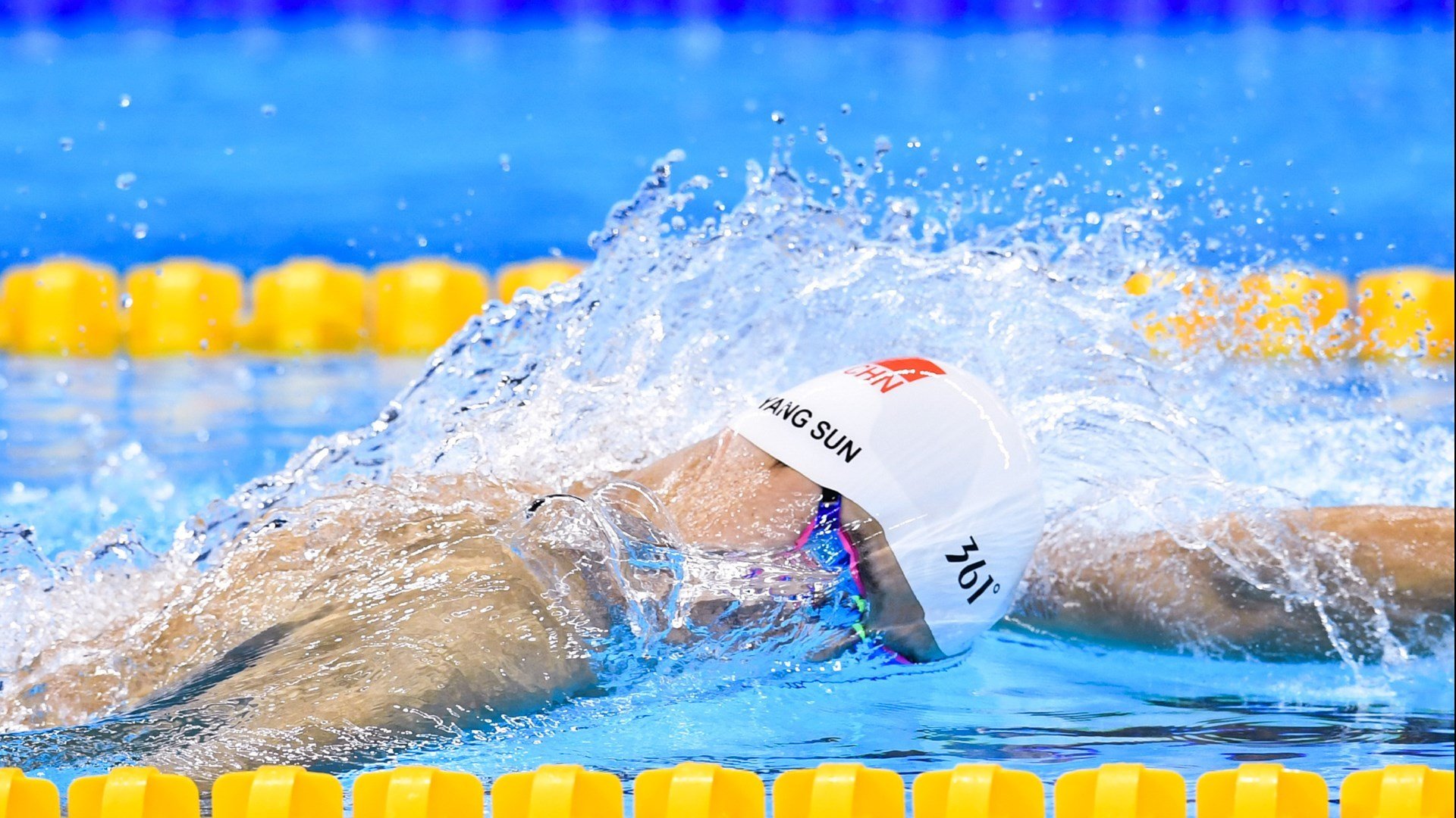 世界排名争夺战之夜，基耶萨成为全场焦点